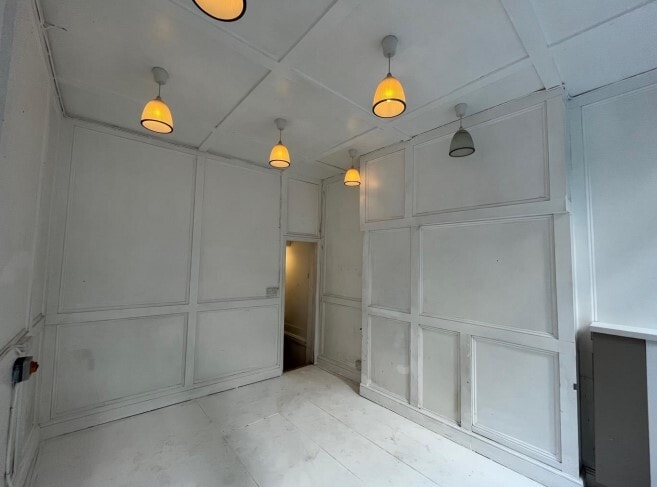 26 Tottenham St, London for sale Interior Photo- Image 1 of 1