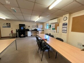 48-54 Fuller Rd, Harleston to rent Interior Photo- Image 2 of 4