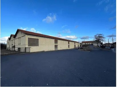 Location Entrepôt 8 000 m² - Photo 1