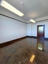 275 4th St E, Saint Paul, MN to rent Interior Photo- Image 2 of 3