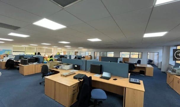 James Watt Ave, East Kilbride to rent - Building Photo - Image 2 of 3