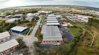 8293 Consumer Ct, Sarasota FL - Commercial Property