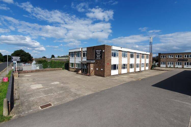 Thame Rd, Haddenham for sale - Building Photo - Image 2 of 3