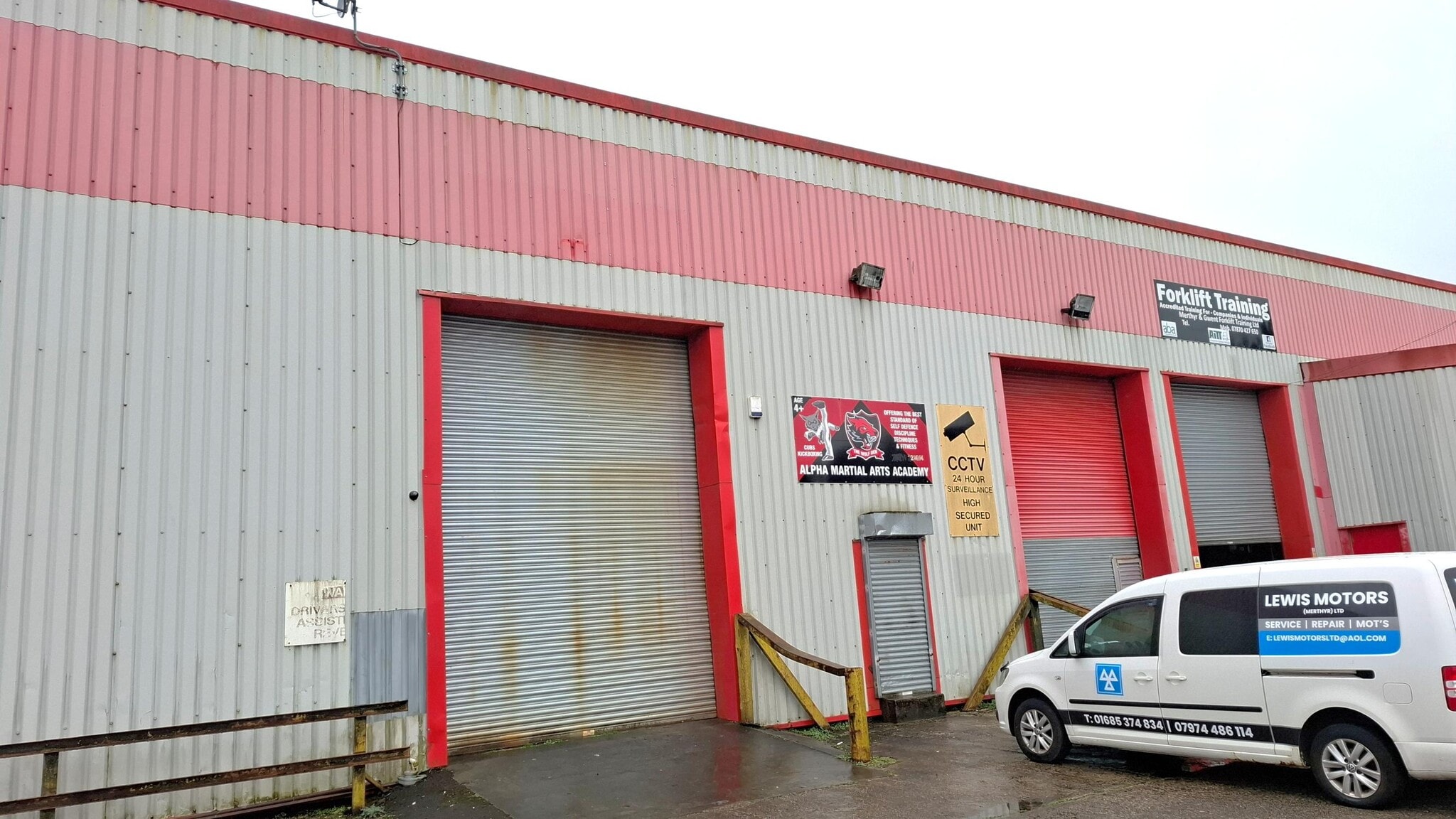 Pant Industrial Estate, Merthyr Tydfil to rent Building Photo- Image 1 of 3