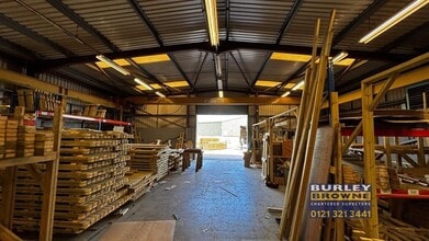 Empire Clos, Aldridge to rent Interior Photo- Image 1 of 2