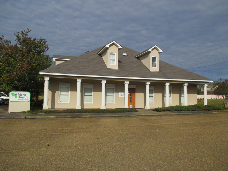 305 Highway 51, Ridgeland, MS for sale - Building Photo - Image 1 of 1