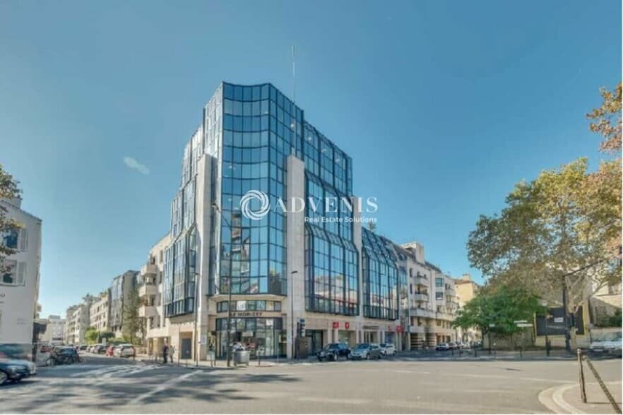 Office in Boulogne-Billancourt to rent - Building Photo - Image 2 of 7