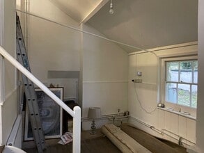 Dodds Bottom, Uckfield to rent Interior Photo- Image 2 of 5