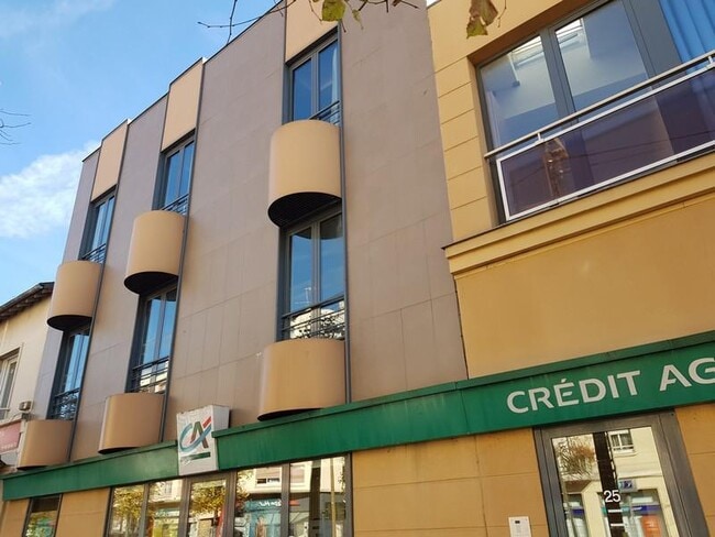 Location Bureaux 74 m²