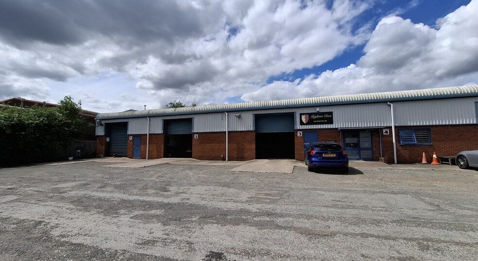 Units 1-6 Buntsford Park Rd, Bromsgrove to rent - Building Photo - Image 1 of 1