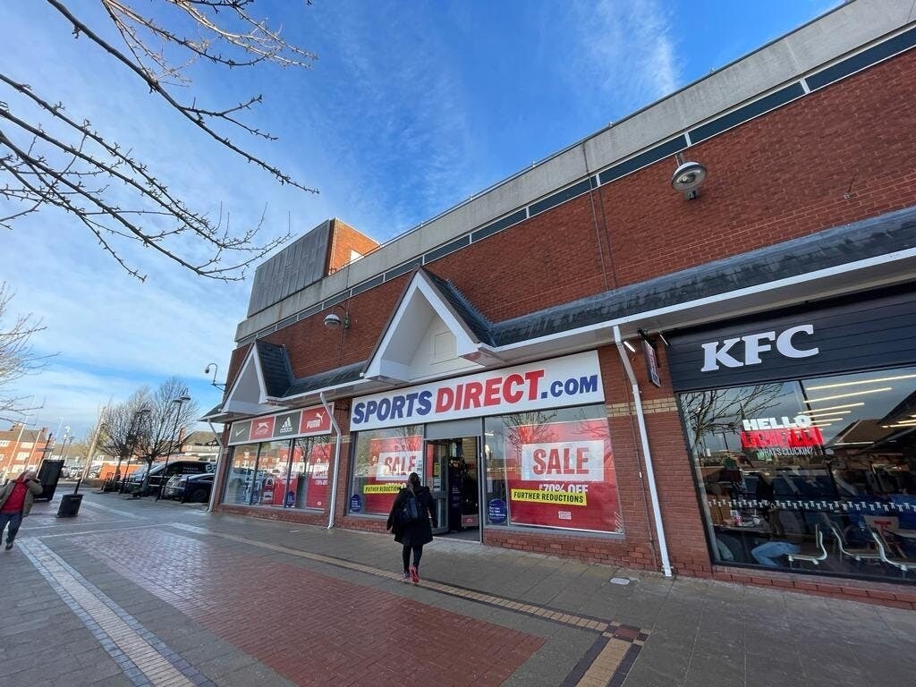Gresley Row, Lichfield to rent Building Photo- Image 1 of 9