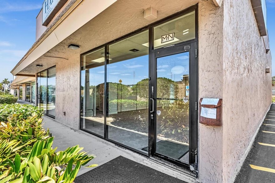 2930 SW 30th Ave, Pembroke Park, FL to rent - Building Photo - Image 3 of 18