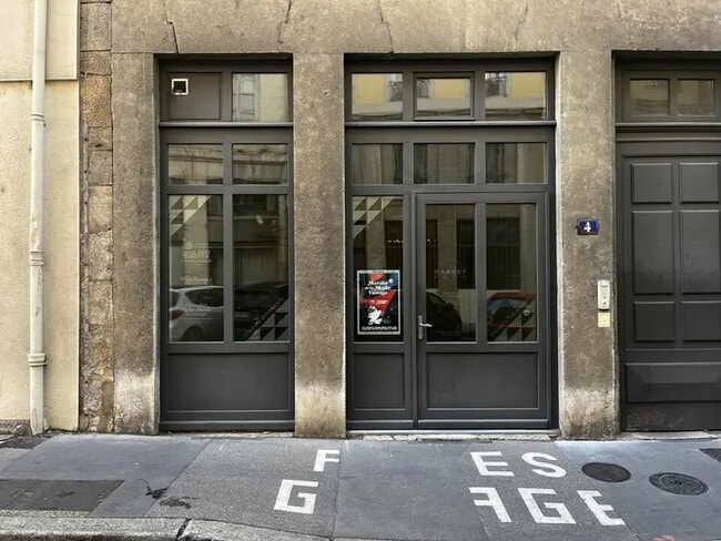 Location Commerce 32 m²