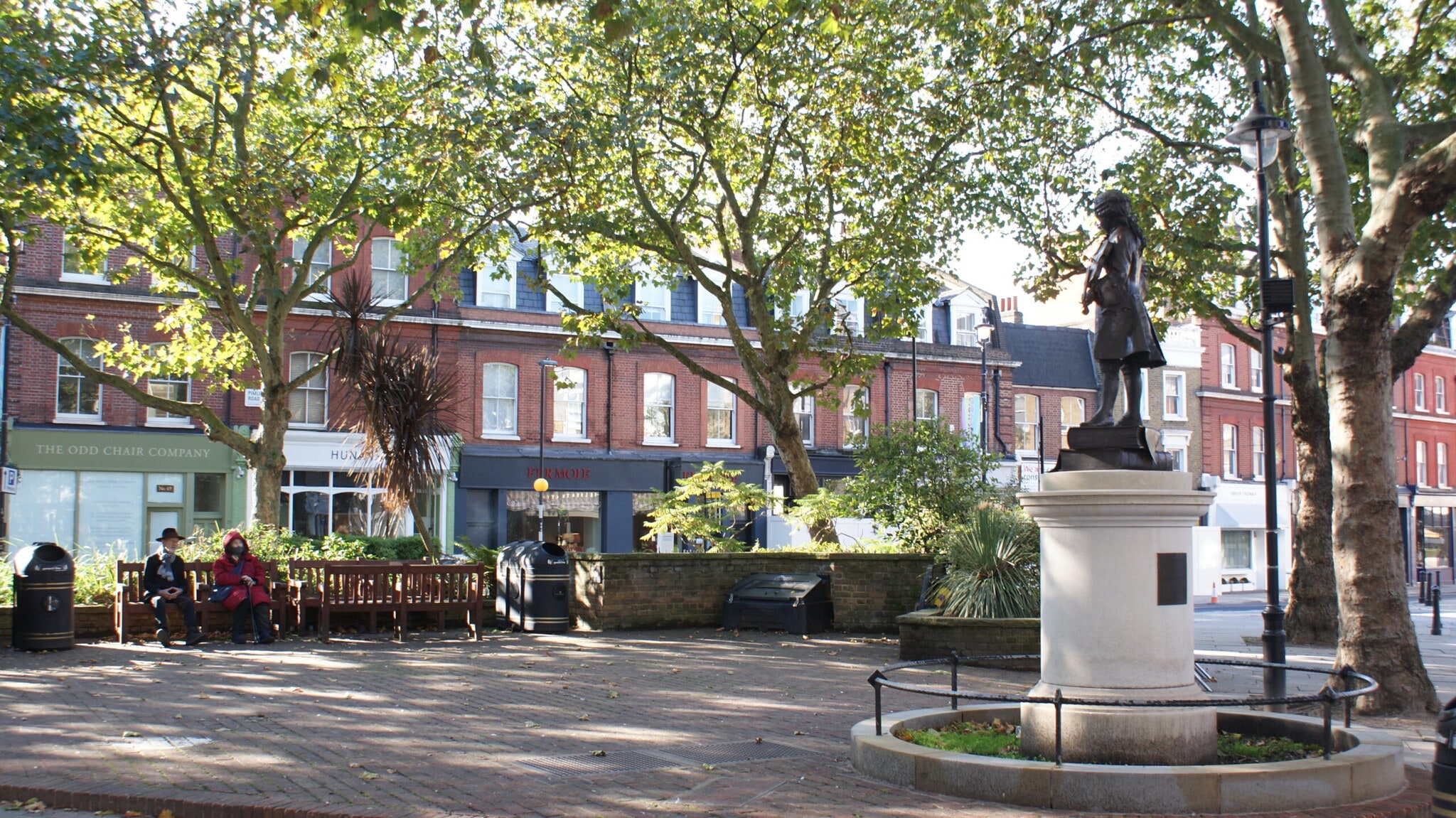 Orange Sq, London to rent Primary Photo- Image 1 of 4