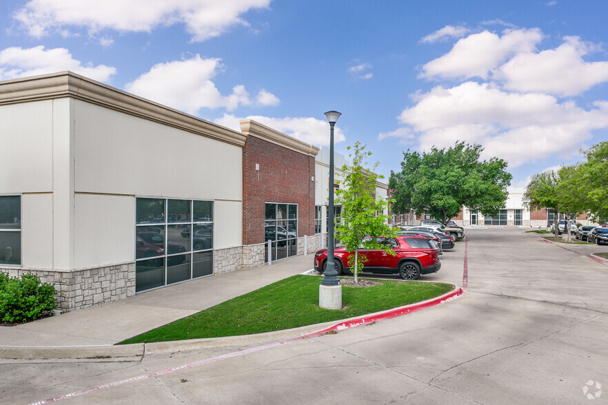 601 S Main St, Keller, TX for rent - Building Photo - Image 2 of 7