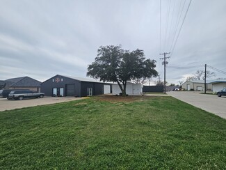 More details for 901 E Mcdonald Dr, Pilot Point, TX - Industrial for Sale