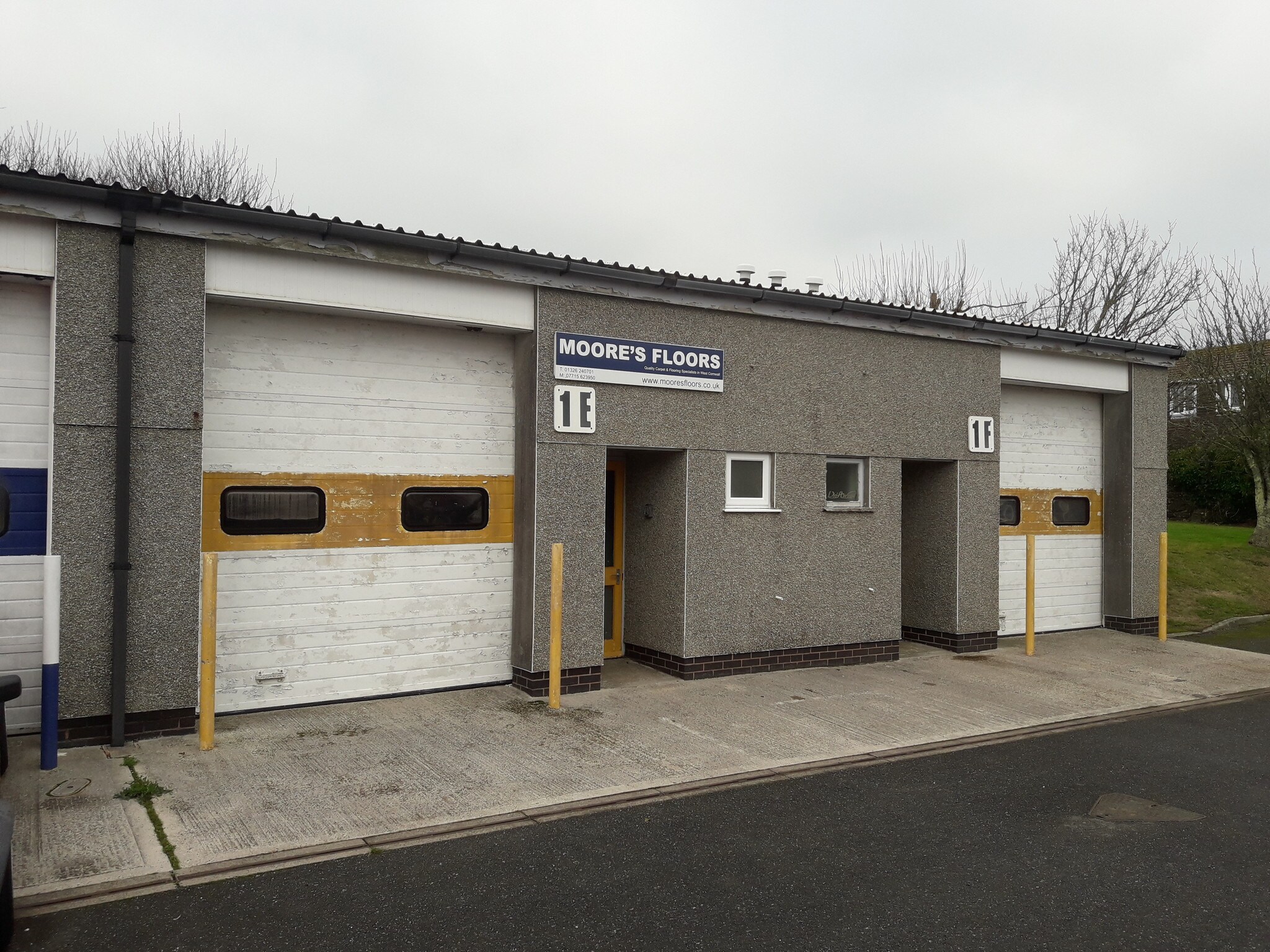 Willis Vean, Mullion for sale Building Photo- Image 1 of 1