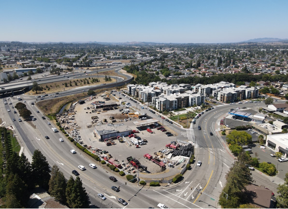 1721 Lakeville Hwy, Petaluma, CA for sale Building Photo- Image 1 of 4