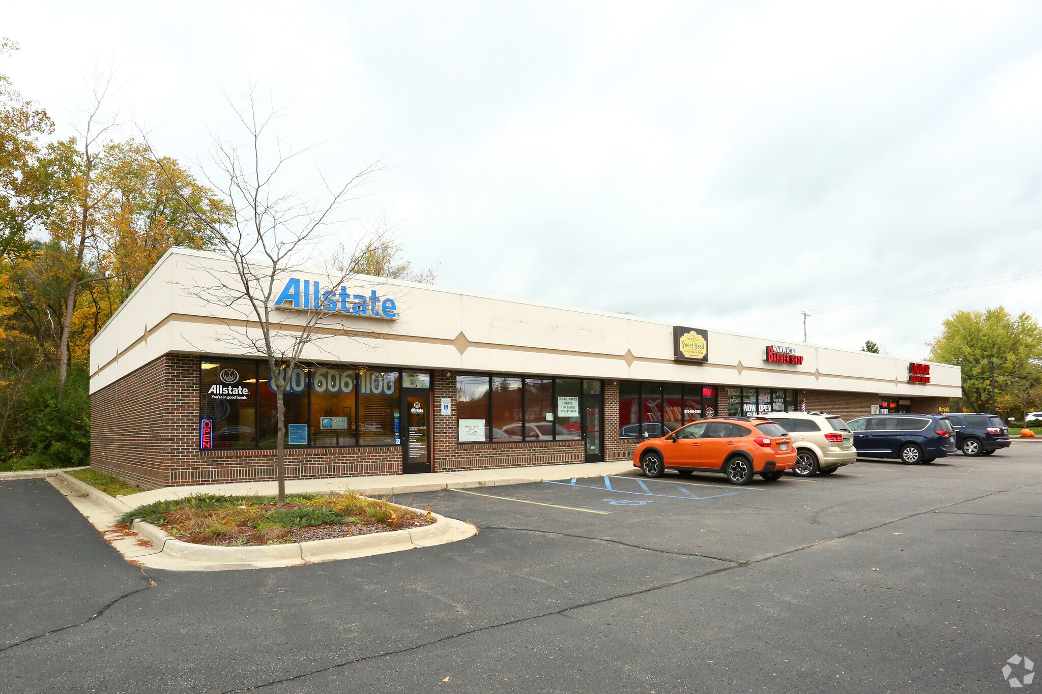 9523 S Saginaw Rd, Grand Blanc, MI for sale Primary Photo- Image 1 of 1