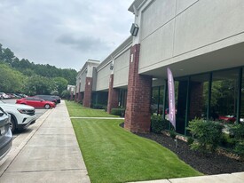 1305 Lakes Pky, Lawrenceville GA - Commercial Property