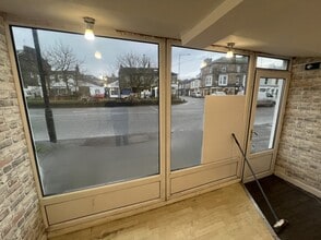 13 Devonshire Pl, Harrogate to rent Building Photo- Image 2 of 5