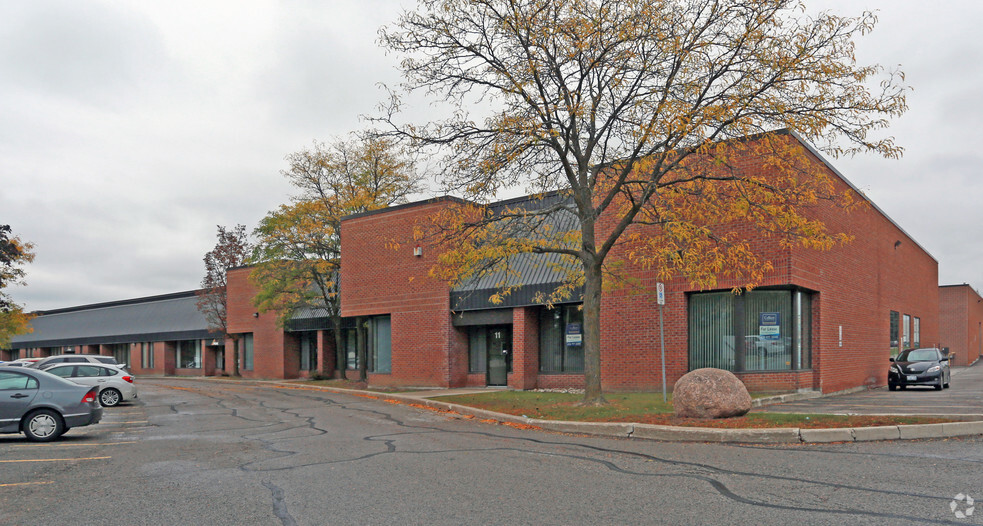 50 Mural St, Richmond Hill, ON for rent - Primary Photo - Image 1 of 4