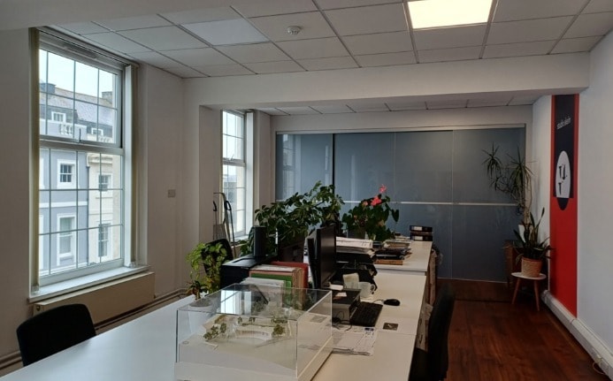 26 Lockyer St, Plymouth to rent Interior Photo- Image 1 of 6