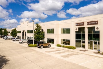 4333 Silver Star Rd, Orlando, FL to rent Building Photo- Image 2 of 11