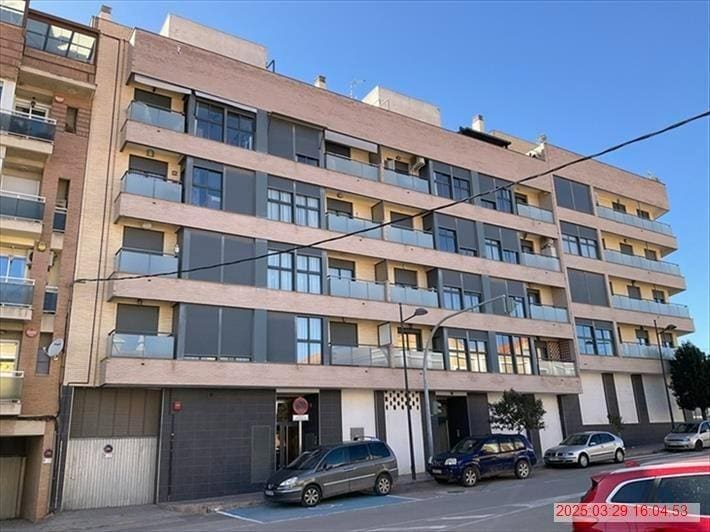 Avinguda Marín Lázaro, 15, Utiel, Valencia for sale - Building Photo - Image 1 of 19