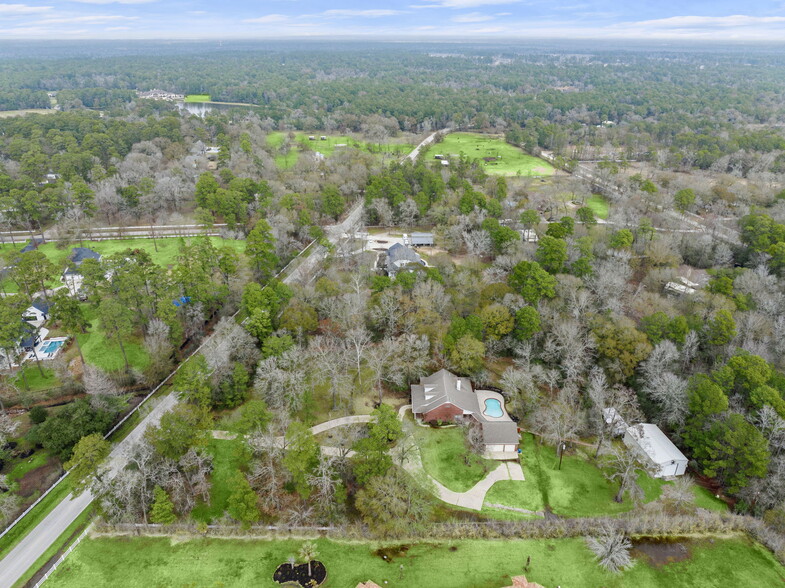 15567 Old Conroe Magnolia, Conroe, TX for sale - Building Photo - Image 1 of 1