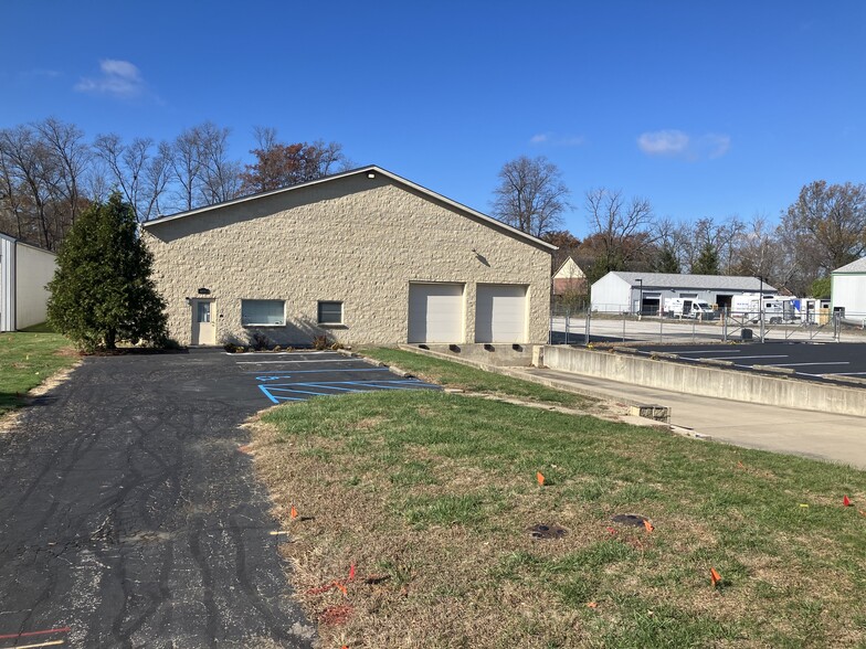 688 Tower Rd, Plainfield, IN for rent - Building Photo - Image 2 of 16