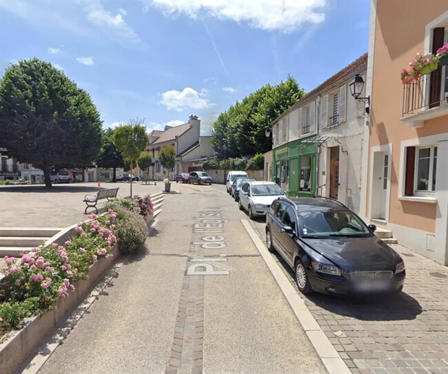 Location Commerce 165 m²