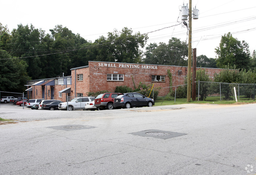 2697 Apple Valley Rd NE, Atlanta, GA for sale - Primary Photo - Image 1 of 1