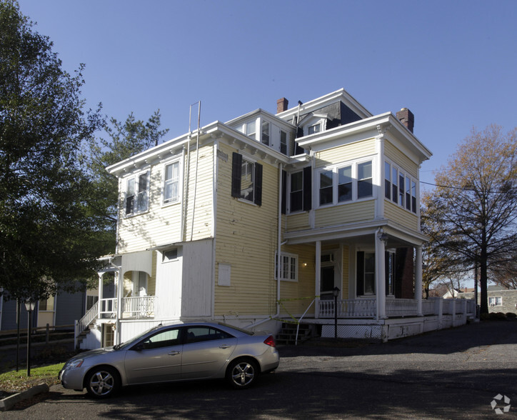 210 W Main St, Moorestown, NJ for rent - Building Photo - Image 2 of 2