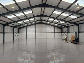 Bentley Mill Way, Walsall to rent Interior Photo- Image 1 of 2