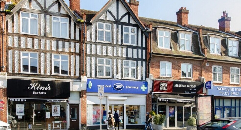 158 Central Rd, Worcester Park for sale - Primary Photo - Image 1 of 1