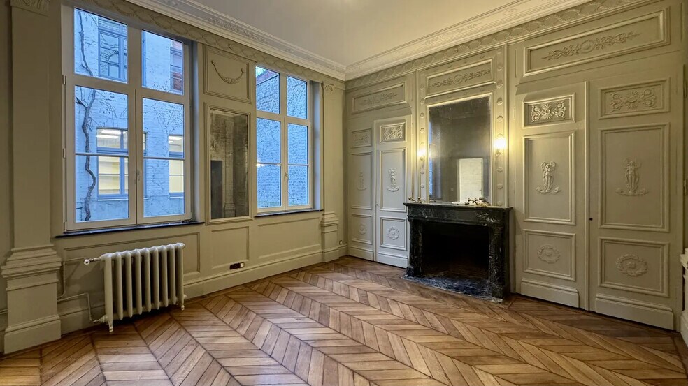 Office in Lille to rent - Building Photo - Image 2 of 9