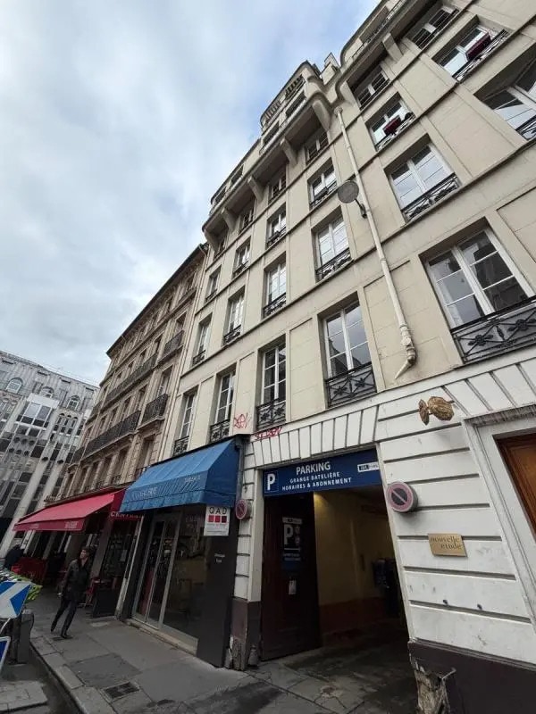 Vente Bureaux 61 m² - Photo 1