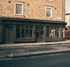 97 Caledonian Rd, London for rent Building Photo- Image 1 of 15