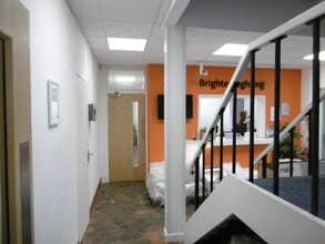 Waterloo Rd, Telford to rent Interior Photo- Image 2 of 2
