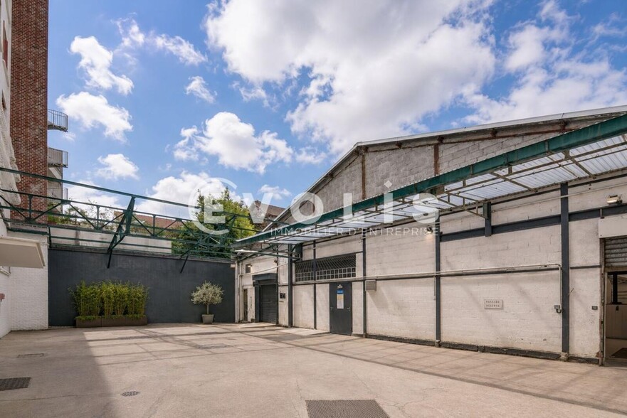 Office in Montrouge to rent - Building Photo - Image 2 of 48
