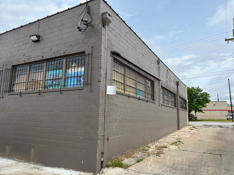 1016-1020 N 10th St, Kansas City, KS for sale - Building Photo - Image 3 of 20