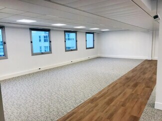 More details for 13 Bis Rue De L'Abreuvoir, Courbevoie - Office to Rent