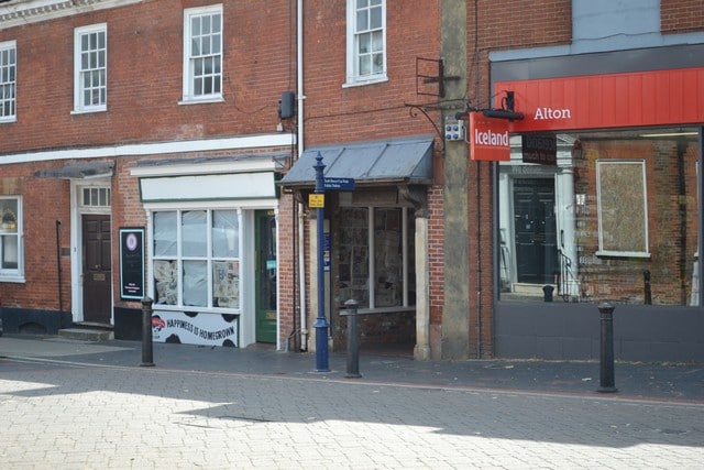 65-67 High St, Alton for sale Building Photo- Image 1 of 11