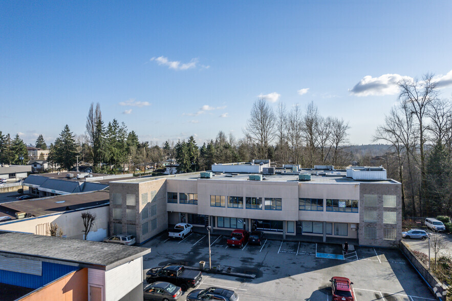 22722 Lougheed Hwy, Maple Ridge, BC for rent - Building Photo - Image 2 of 2