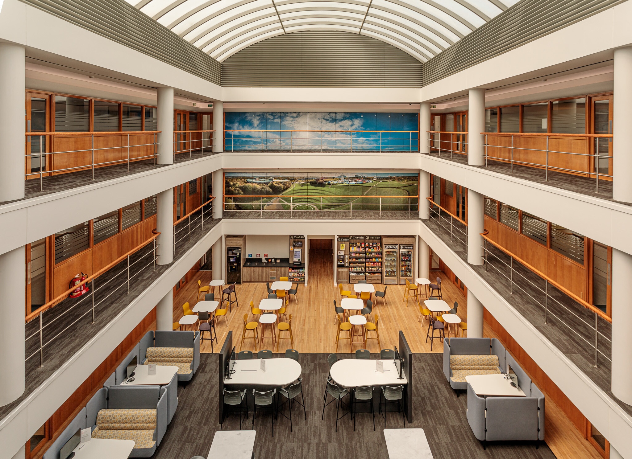 399 Silbury Blvd, Milton Keynes to rent Building Photo- Image 1 of 8