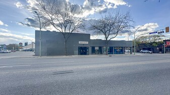 1668 Ellis St, Kelowna BC - Commercial Property