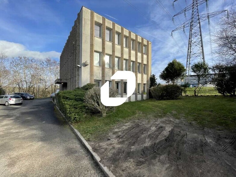 Office in Igny to rent - Building Photo - Image 1 of 9
