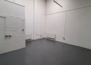 145 Charles St, Glasgow to rent Interior Photo- Image 1 of 2