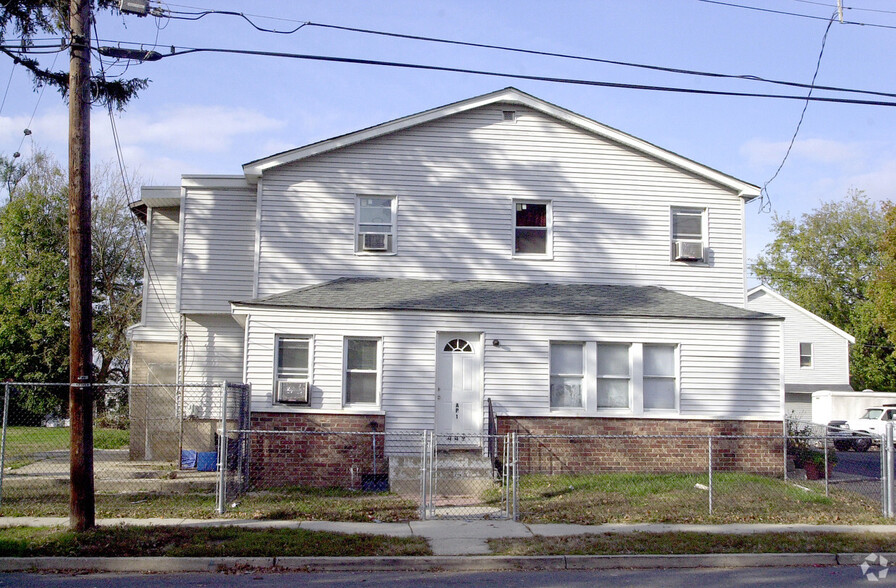 449 Hendrickson Ave, Long Branch, NJ for sale - Building Photo - Image 1 of 2